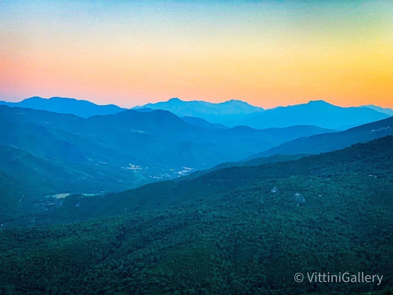 Nuits magiques au village entre mer et montagnes Bigorno Extérieur photo